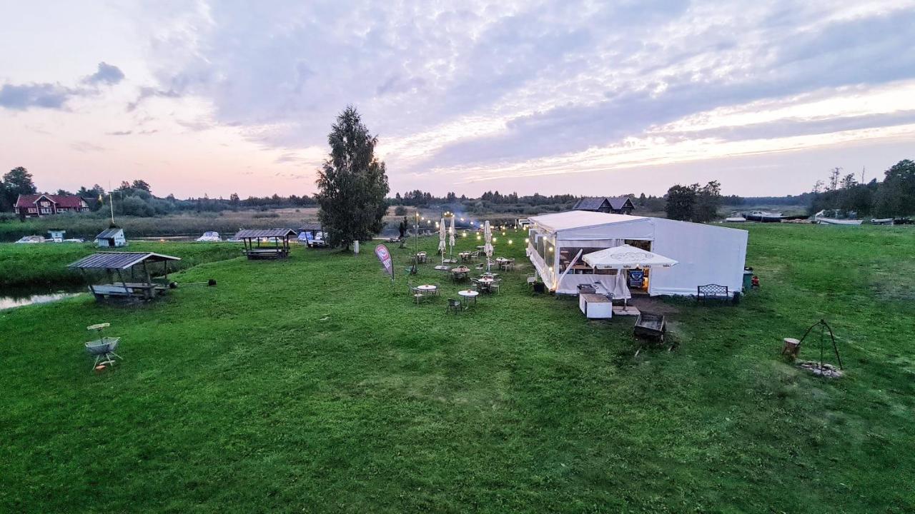 Kalurikula Fishing Village Пярну Екстериор снимка