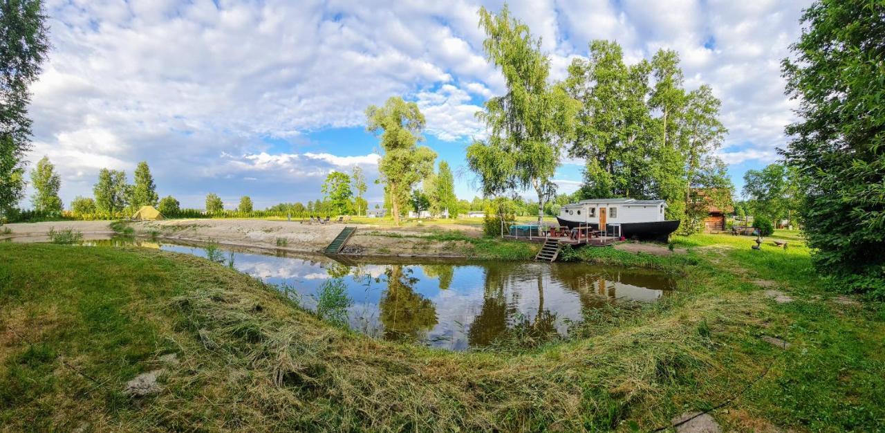 Kalurikula Fishing Village Пярну Екстериор снимка